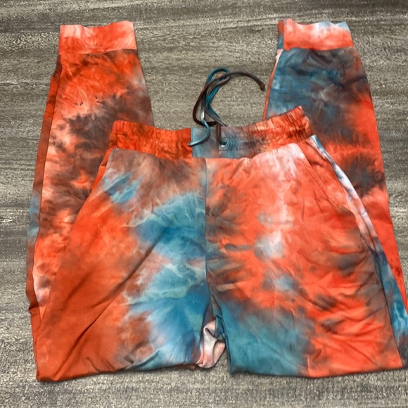 Jolie & Joy tie dye sweat pants with elastic waist - Picture 4 of 11
